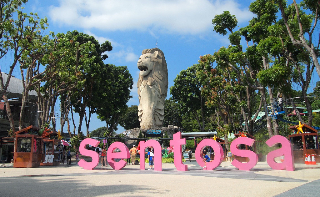 5D / 4N Singapore Tour Package