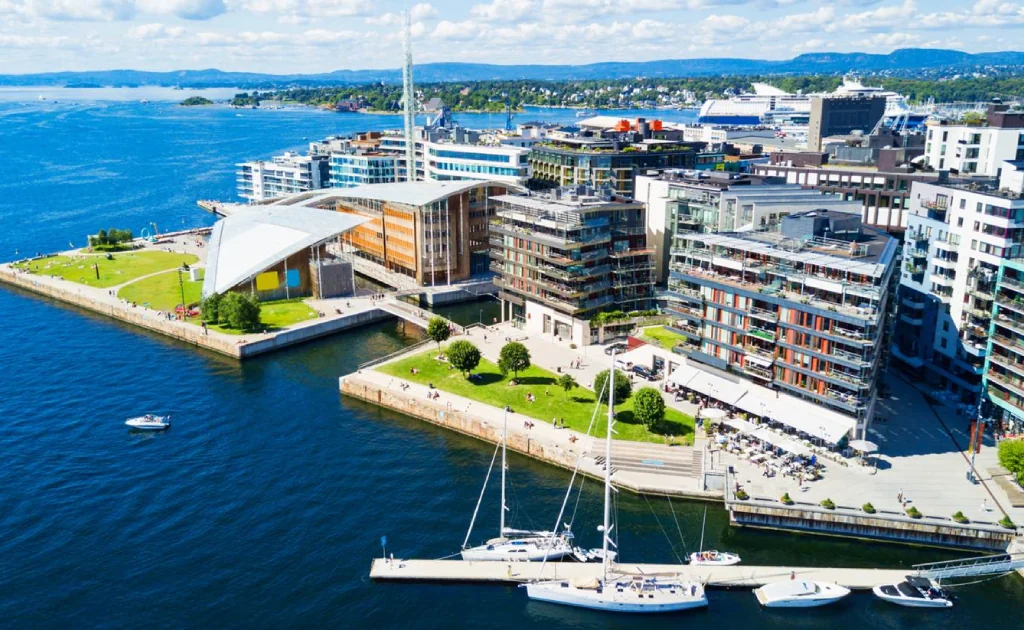 10D/9N Scandinavia  Tour Package