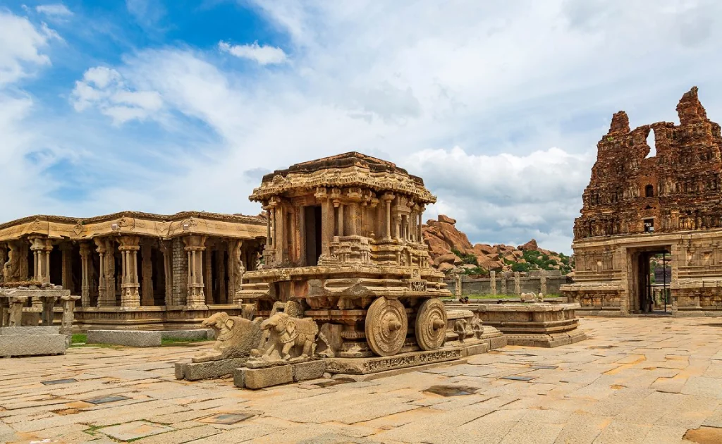 3D/2N Hampi Badami Tour Package