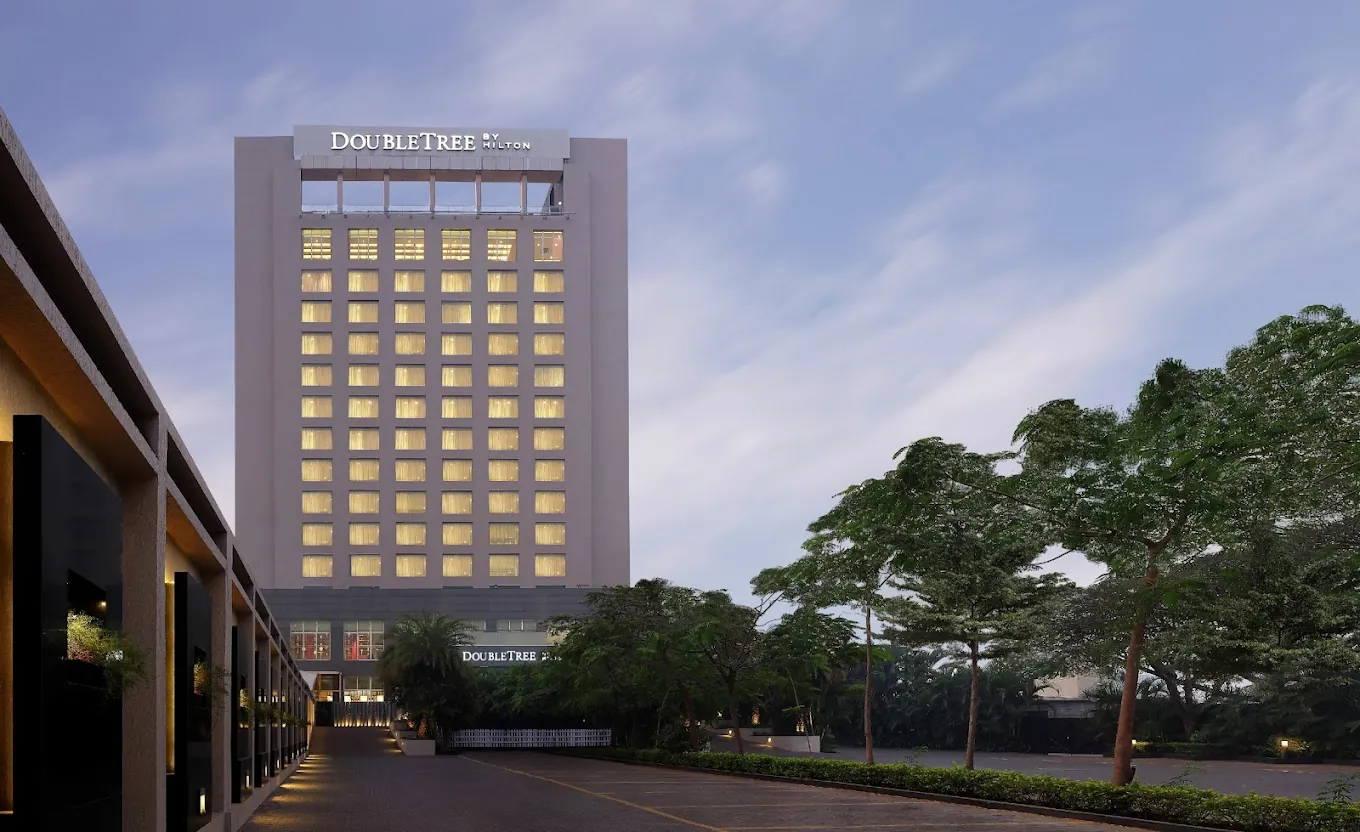 Exterior of DoubleTree by Hilton Hotel Pune - Chinchwad